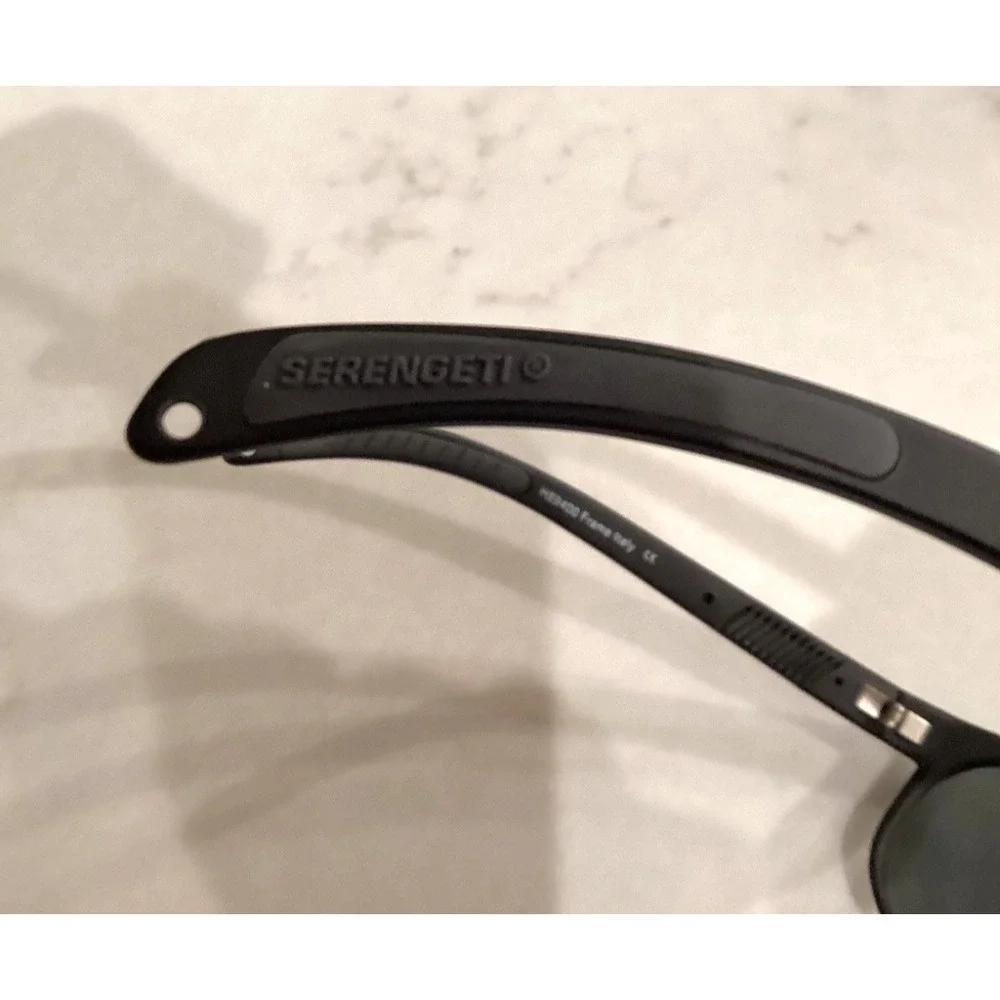 Vintage H2Optix H89400 Men's Black Frame Designed By Serengeti Made In Italy
